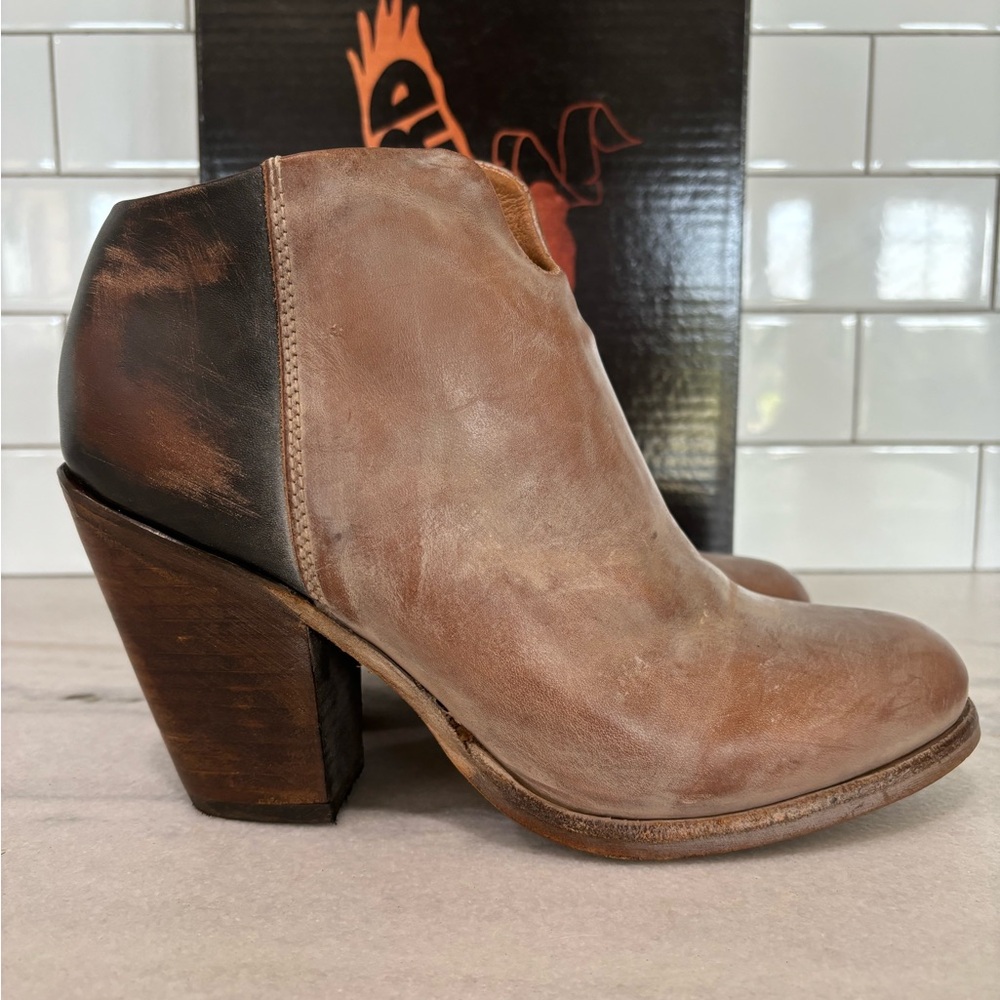 Freebird Detroit taupe boots. Worn once to try on.